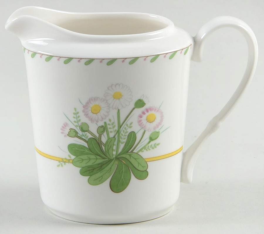 Daisy Place Creamer by Mikasa-1