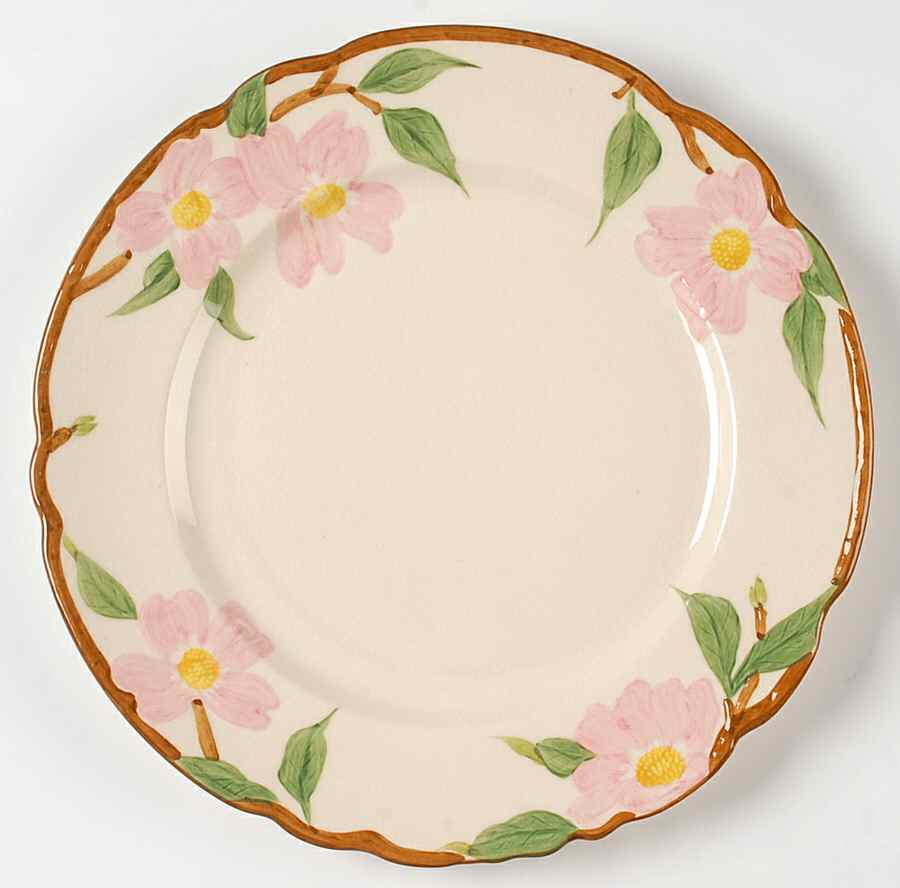 Pink Dogwood Dinner Plate by Maruta-1