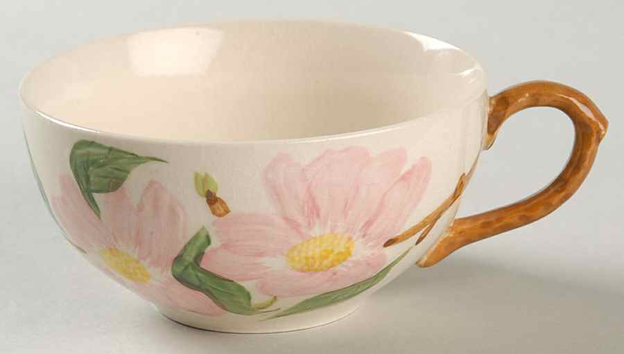 Pink Dogwood Flat Cup by Maruta-1