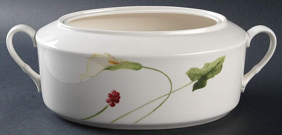 Classic Calla 2 Quart Oval Covered Casserole No Lid by Mikasa-1