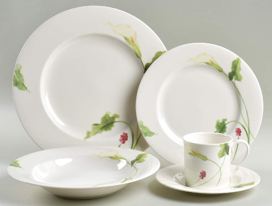 Classic Calla 40 Piece Estate Set by Mikasa-1