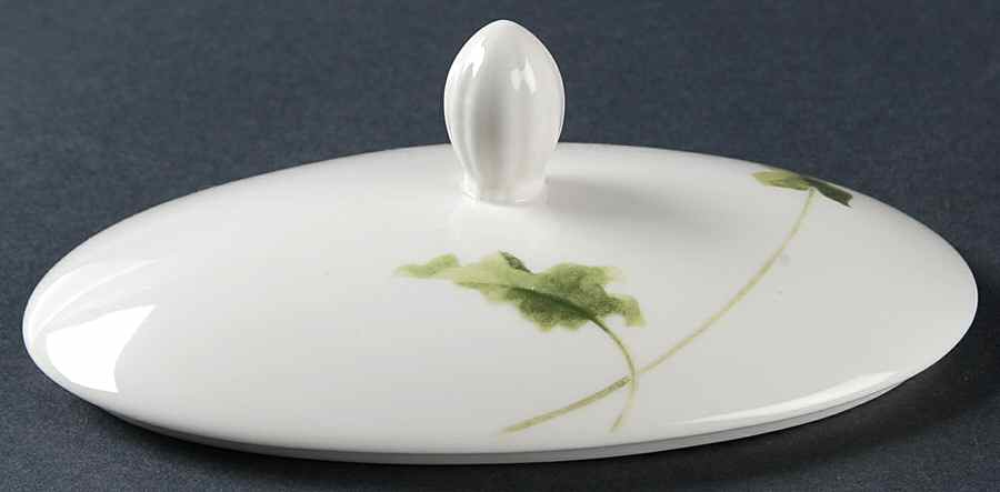 Classic Calla Lid for 2 Quart Oval Covered Casserole by Mikasa-1