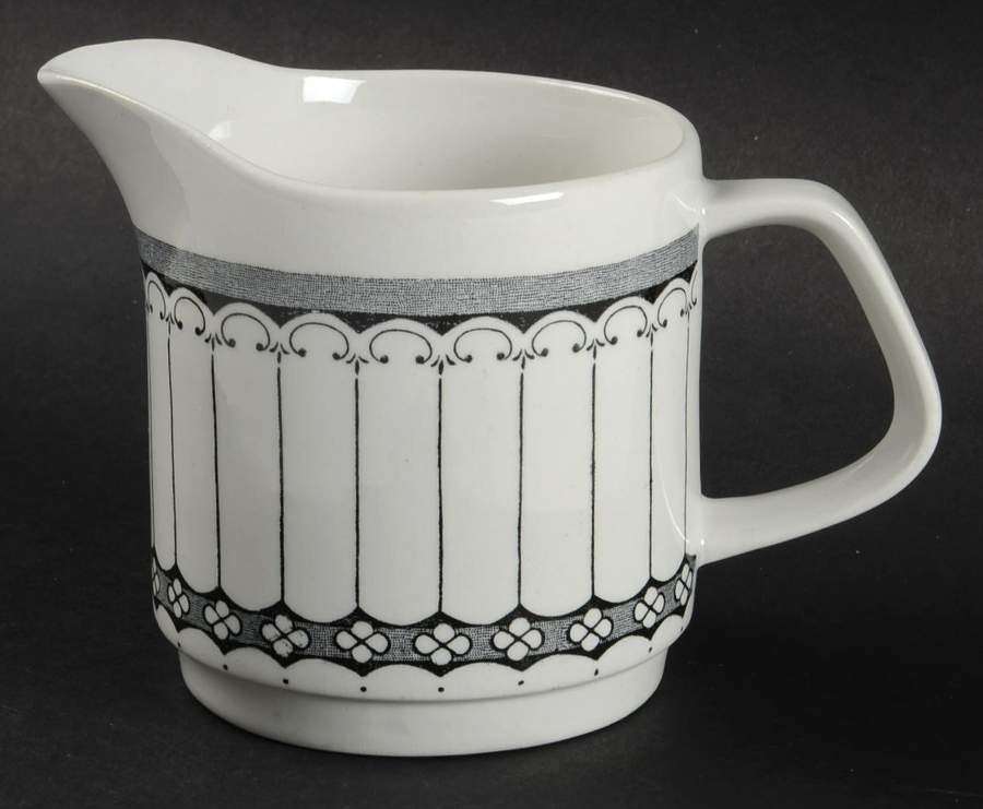 Contessa Creamer by J & G Meakin-1
