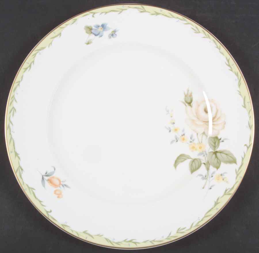 First Kiss Dinner Plate by Mikasa-1
