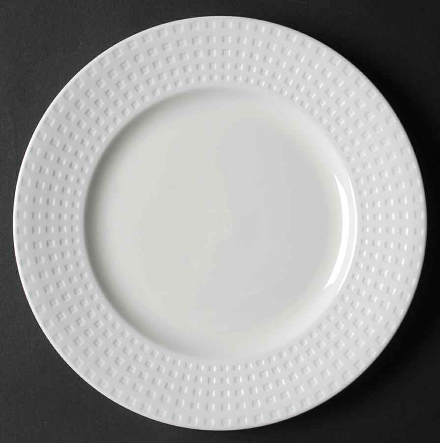 Satin Contrast Salad Plate by Mikasa-1
