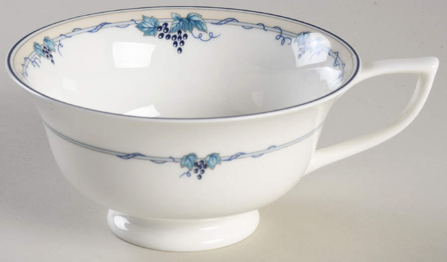 Parisian Vine Footed Cup by Mikasa-1