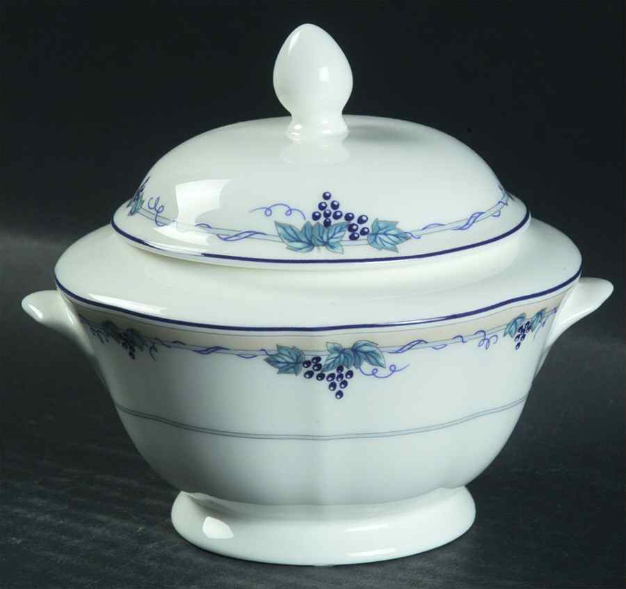 Parisian Vine Sugar Bowl & Lid by Mikasa-1