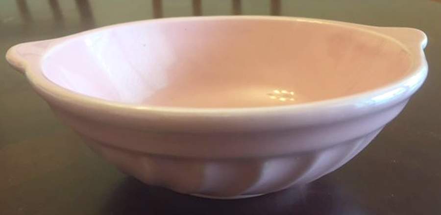Yorkshire Rose (Glossy) Lugged Soup Bowl by Metlox - Poppytrail - Vernon-1
