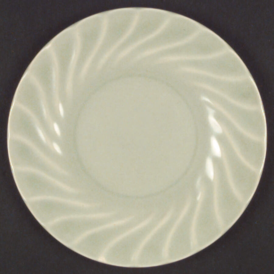 Yorkshire Green (Matte) Bread & Butter Plate by Metlox - Poppytrail - Vernon-1