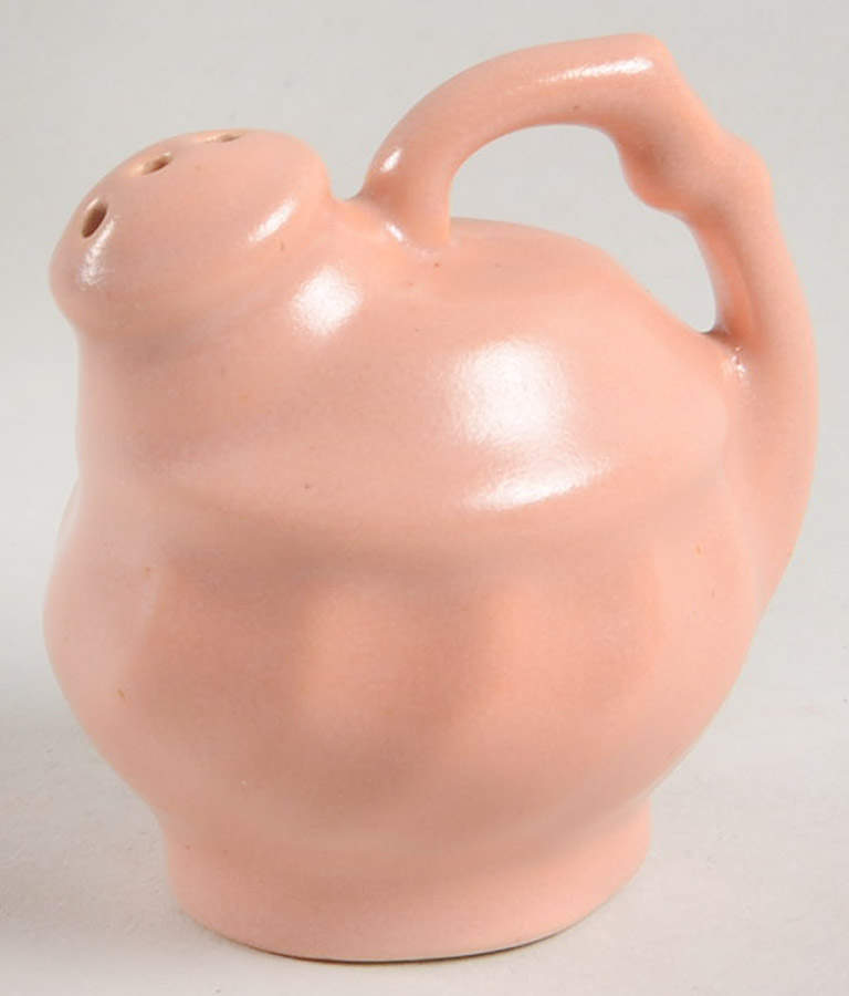 Yorkshire Peach (Matte) Pepper Shaker by Metlox - Poppytrail - Vernon-1