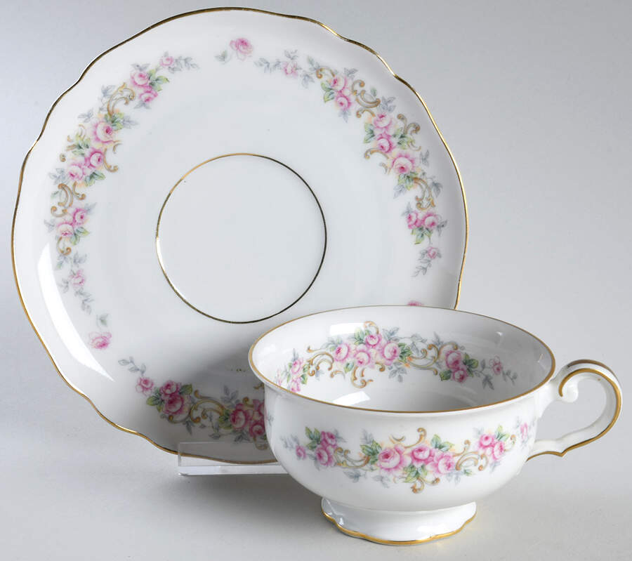 MUE100 Footed Cup & Saucer Set by Paul Muller-1