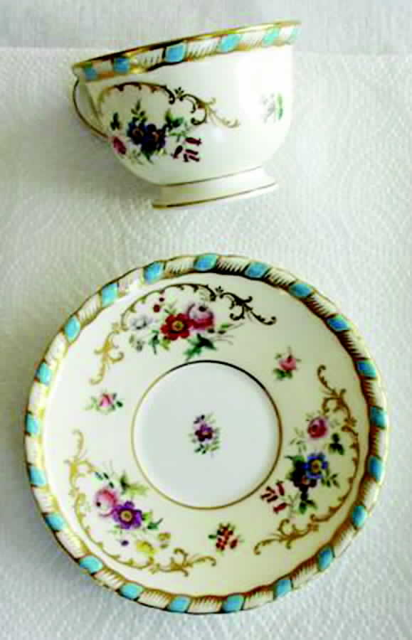 H6051 Footed Cup & Saucer Set by Minton-1