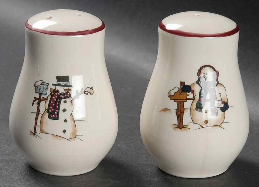 Snowmen Serenade II Salt & Pepper Set by Meiwa-1
