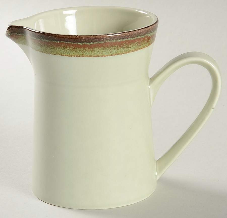 E5017 Creamer by Mikasa-1