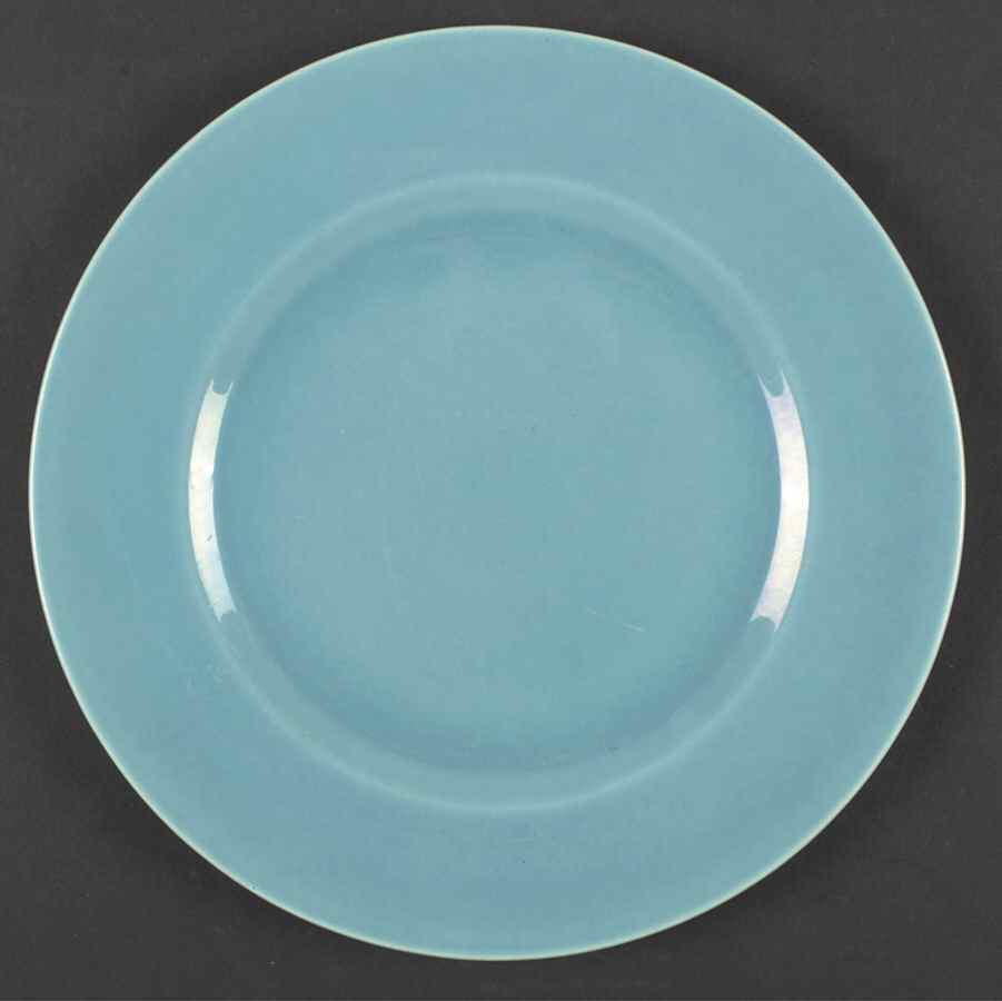 200 Satin Turquoise (Rim) Dinner Plate by Metlox - Poppytrail - Vernon-1