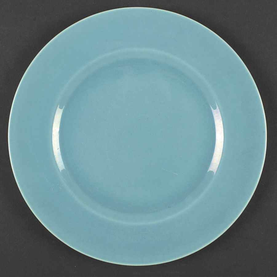 200 Turquoise (Glossy, Rim) Dinner Plate by Metlox - Poppytrail - Vernon-1