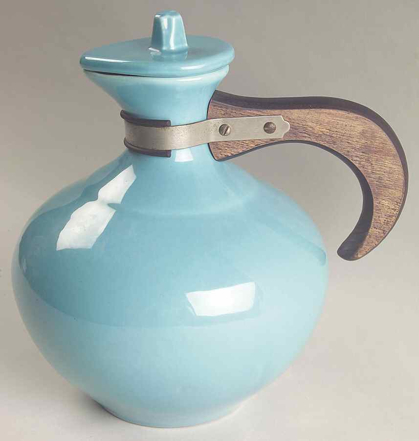 200 Turquoise (Glossy, Rim) Carafe & Lid by Metlox - Poppytrail - Vernon-1