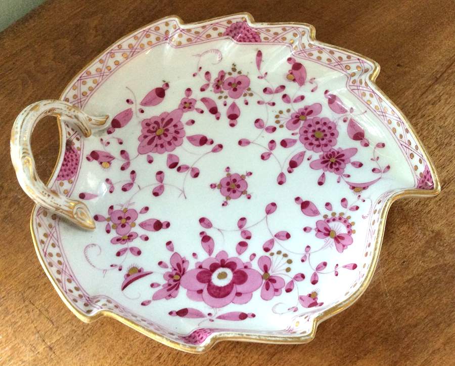 383480 7" Leaf Dish by Meissen (Germany)-1