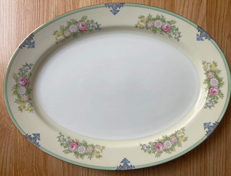 MEI773 16" Oval Serving Platter by Meito-1