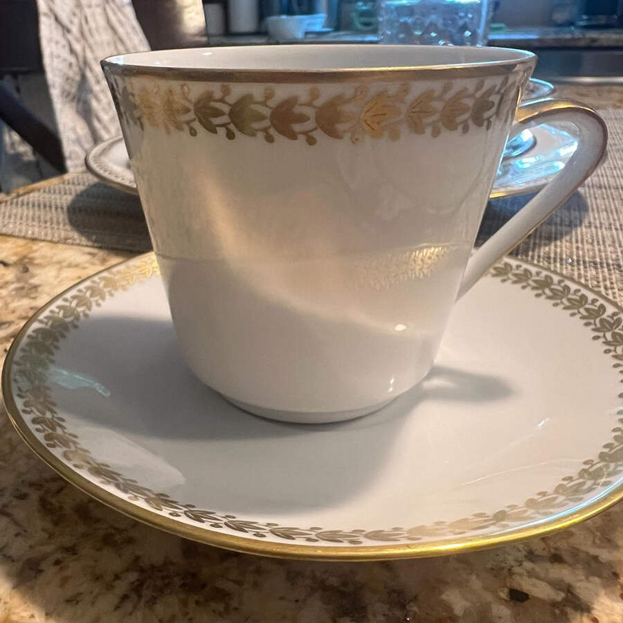 Royalty Flat Cup by Margarete-1