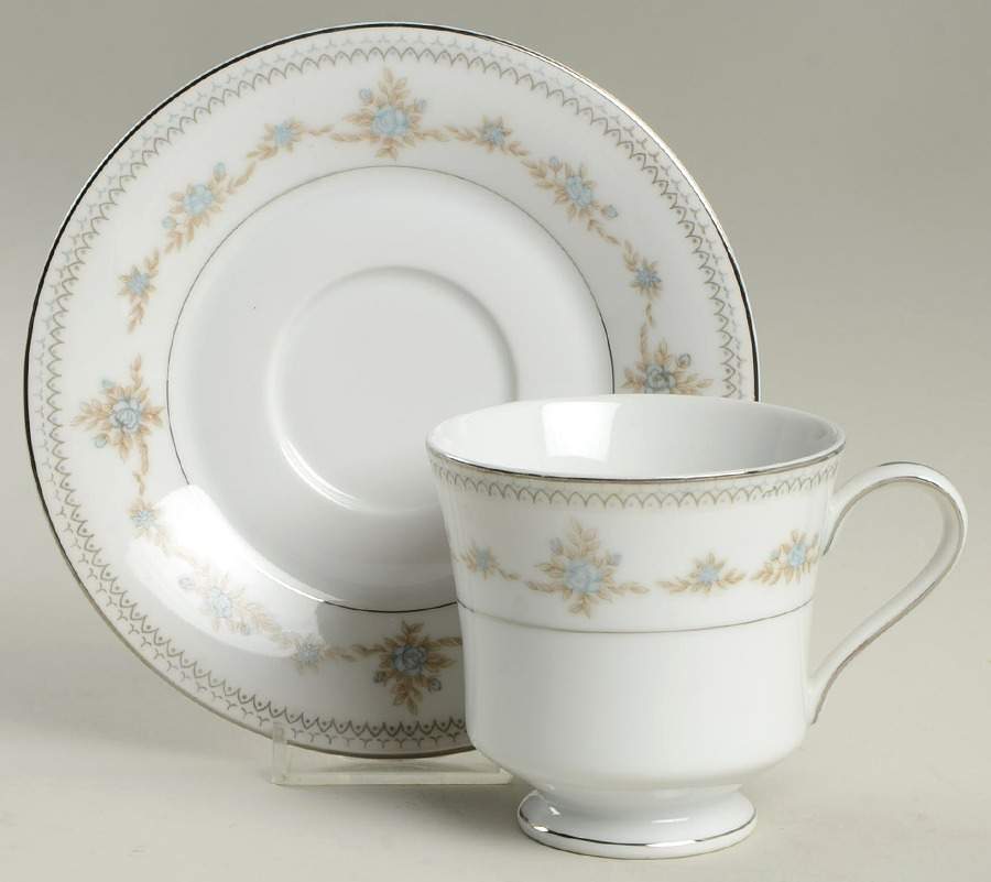 Natalie Footed Cup & Saucer Set by Meito-1