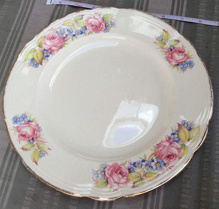 Renick Dinner Plate by Alfred Meakin-1