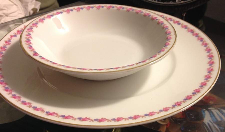 MUE103 Dinner Plate by Paul Muller-1
