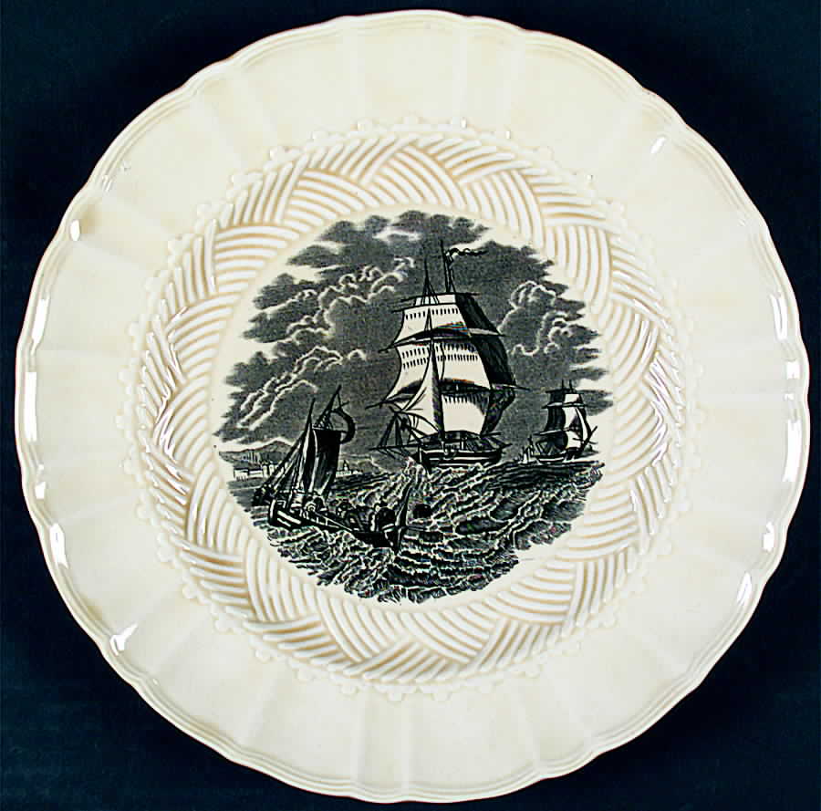 American Marine Black (Scalloped) Dinner Plate by Mason's-1