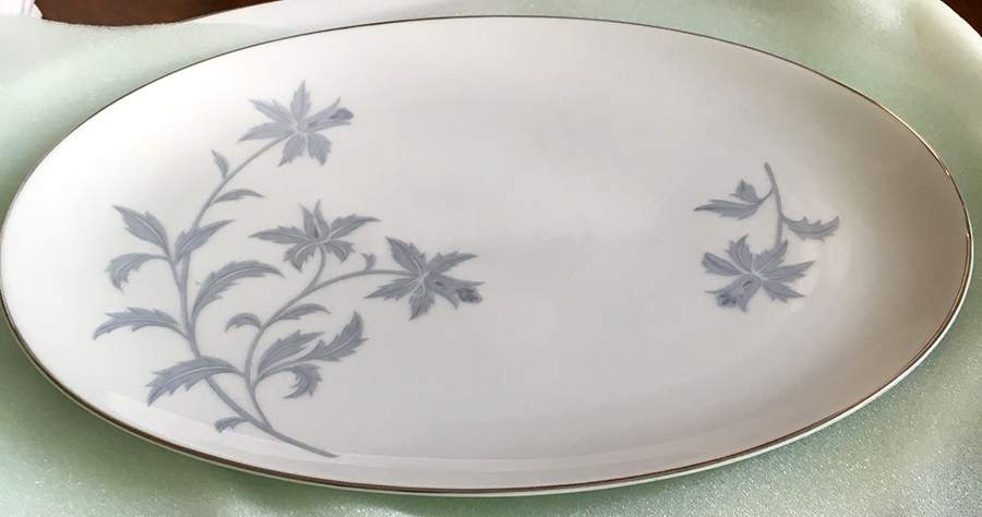 Blue Brocade 13" Oval Serving Platter by Mitake-1