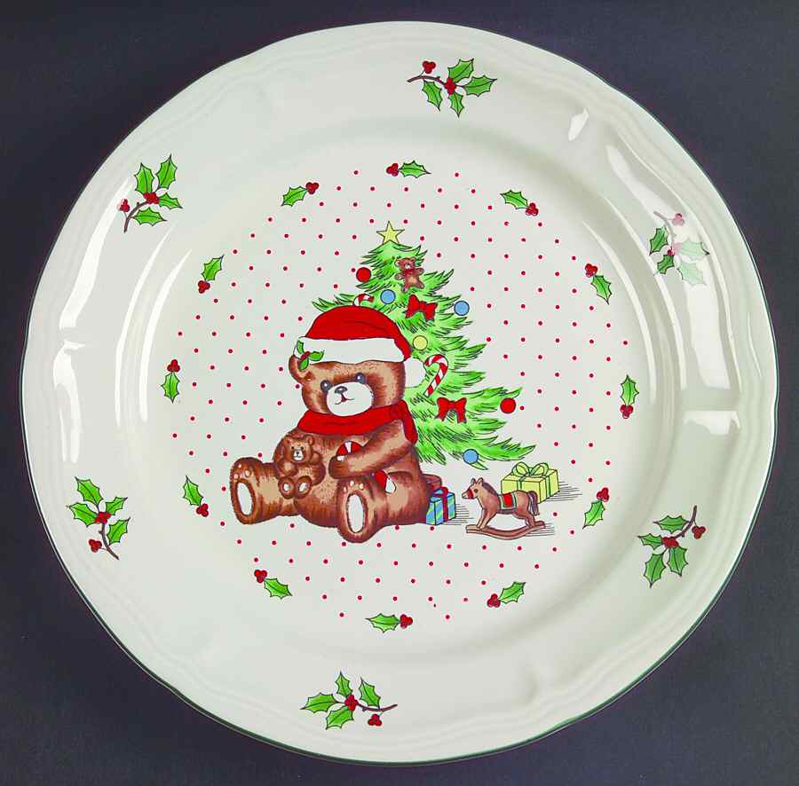 Christmas Tree Bear Dinner Plate by Meiwa-1