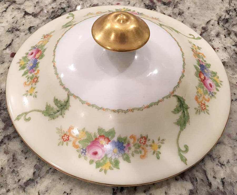 MEI842 Lid for Round Vegetable by Meito-1