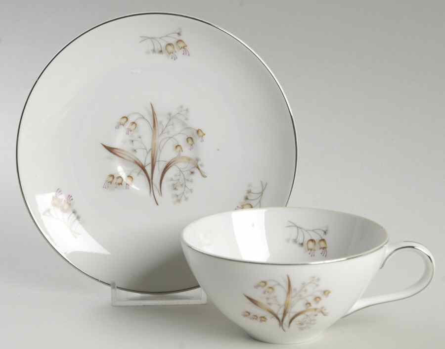 Lily of The Valley Flat Cup & Saucer Set by Meito-1