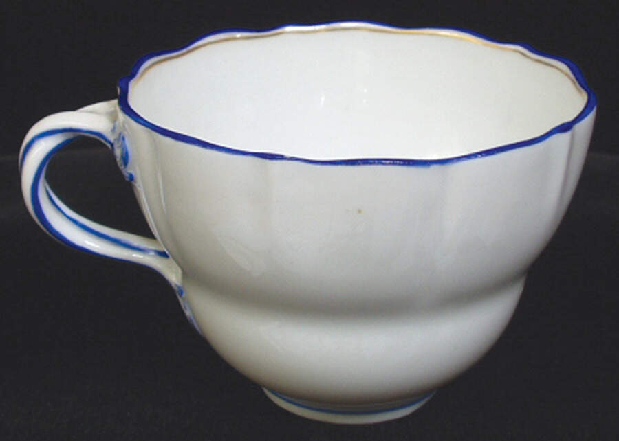 MSS91 Flat Cup by Meissen (Germany)-1