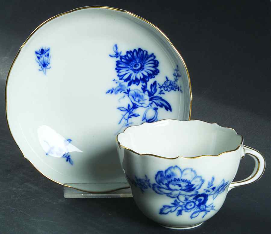 MSS92 Flat Cup & Saucer Set by Meissen (Germany)-1