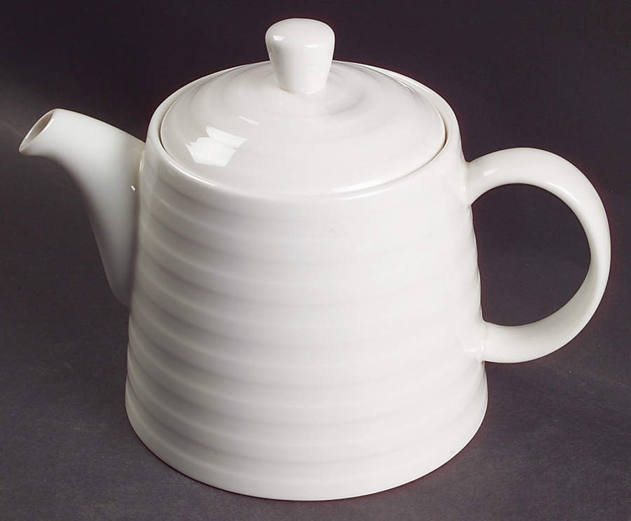 Main Course Teapot & Lid by Mikasa-1