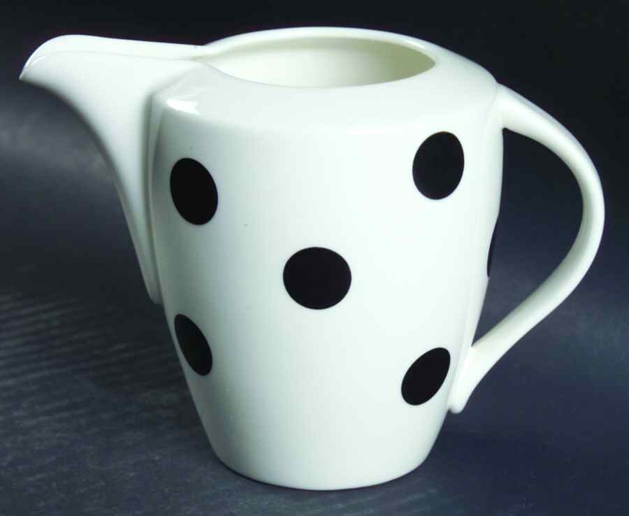Hot Spots Ebony Creamer by Mikasa-1