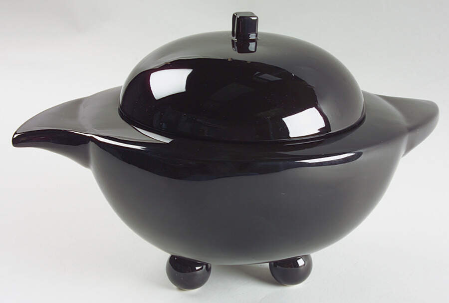 Simplicity Black Hypnotic Wave (KT532) Tureen &  Lid by Mikasa-1