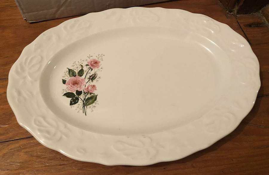 MTC66 11" Oval Serving Platter by Mount Clemens-1