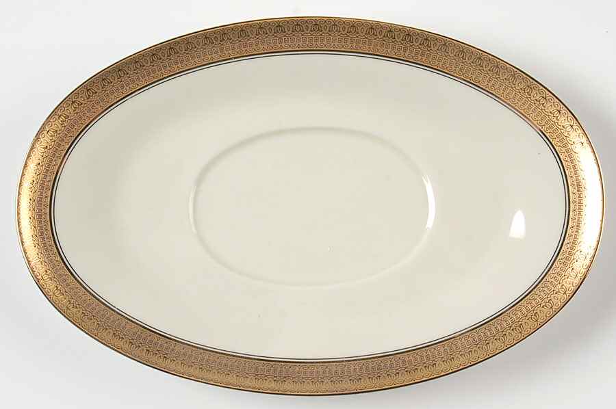 Opera Gold Underplate for Gravy Boat by Mikasa-1