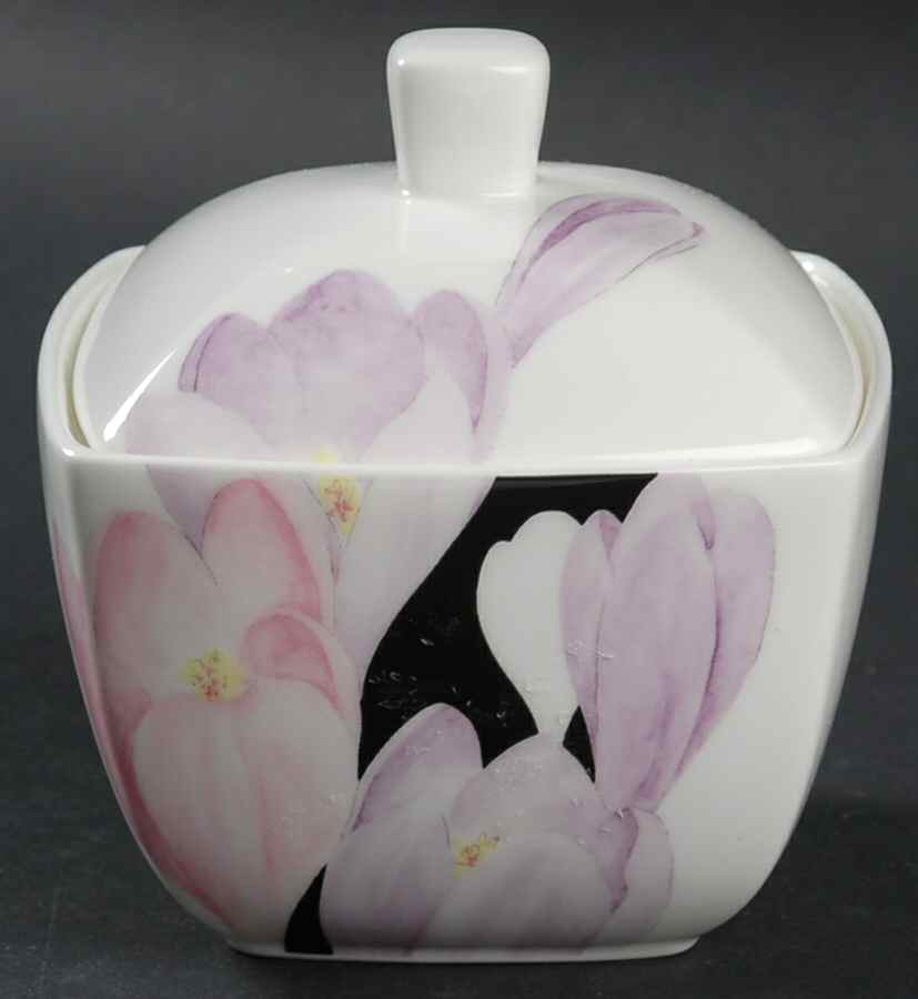 Nouveau Sugar Bowl & Lid by Mikasa-1