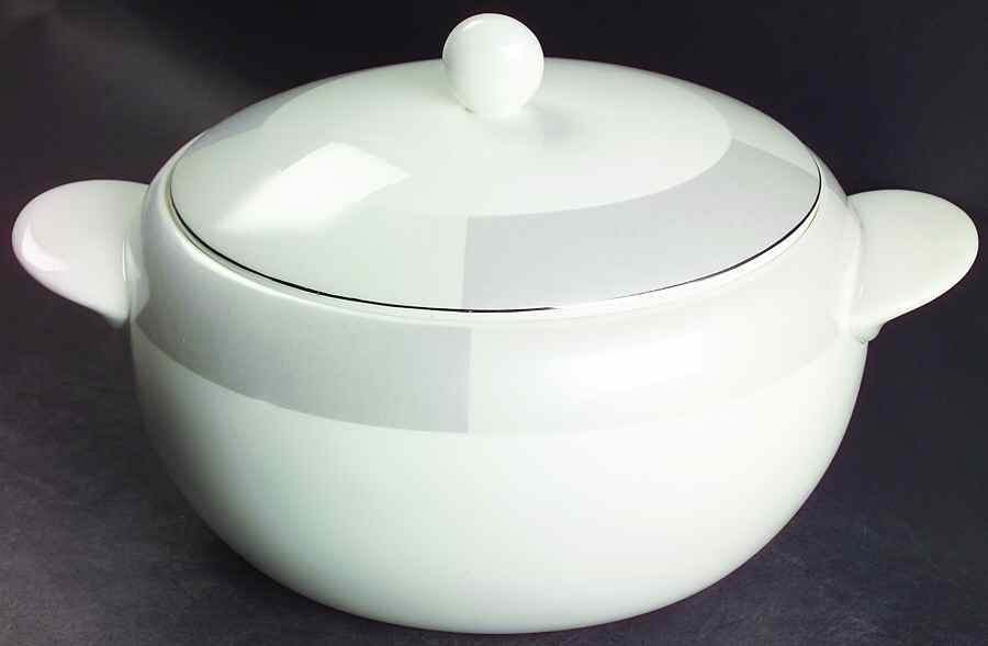 Enchanted Pearl Tureen &  Lid by Mikasa-1