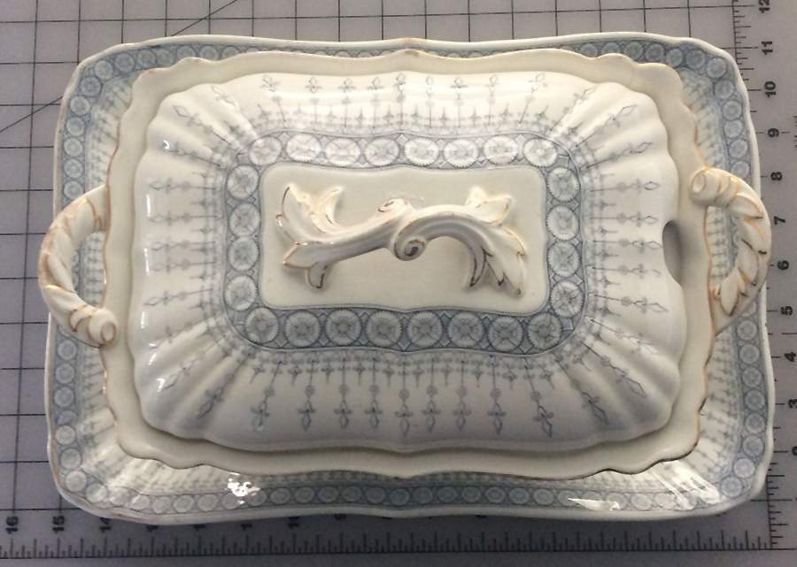 MAD137 Tureen & Lid w/Underplate by John Maddock & Sons-1