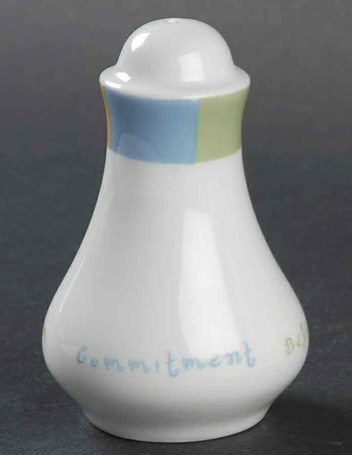 MAK3 Salt Shaker by Mary Kay-1