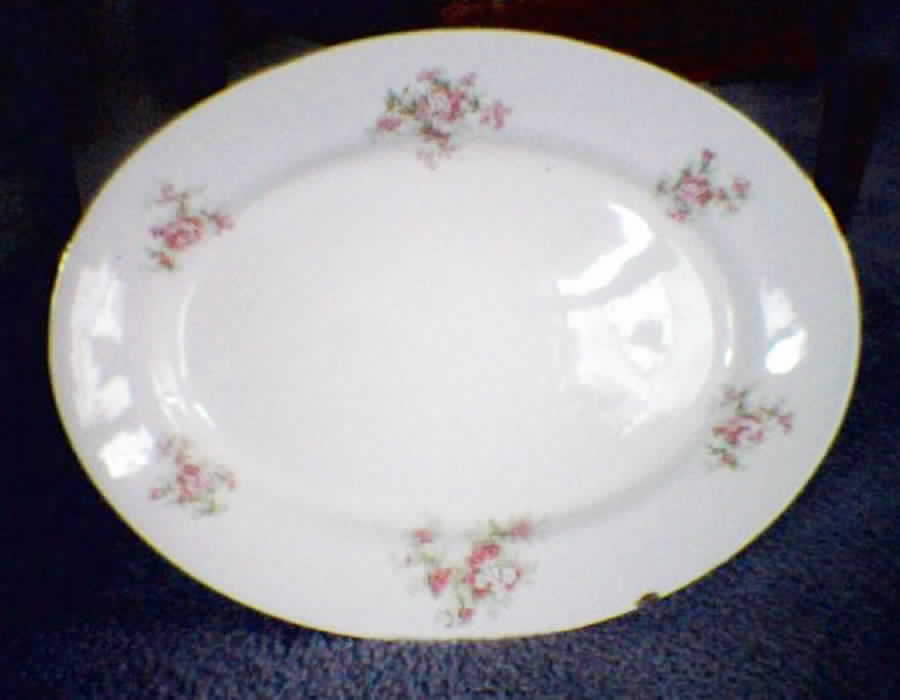 MEK149 18" Oval Serving Platter by J & G Meakin-1