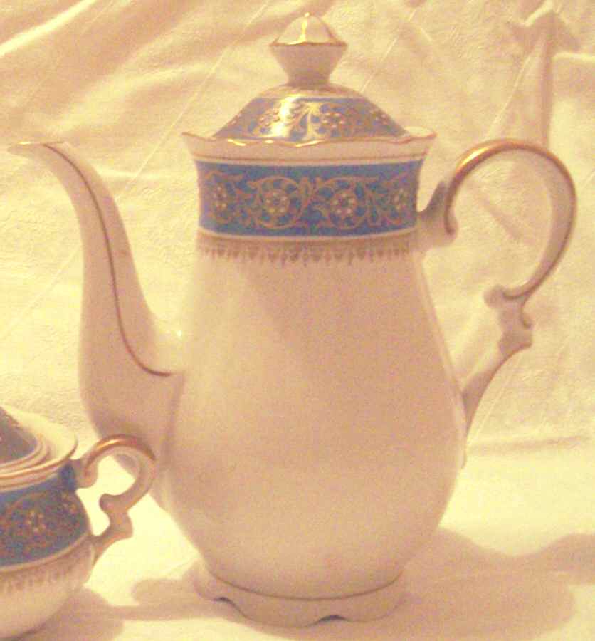 MIT147 Coffee Pot & Lid by Mitterteich-1
