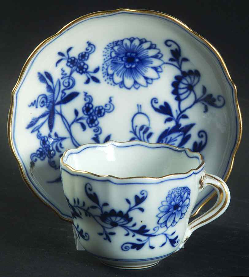 Blue Onion (Gold Trim) Flat Demitasse Cup & Saucer Set by Meissen (Germany)-1