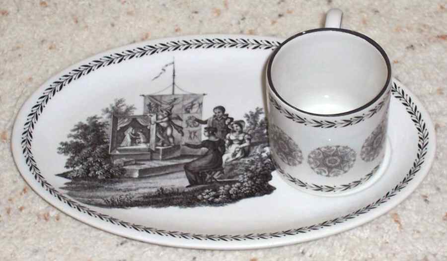 S5122 Snack Plate & Cup Set by Mottahedeh-1