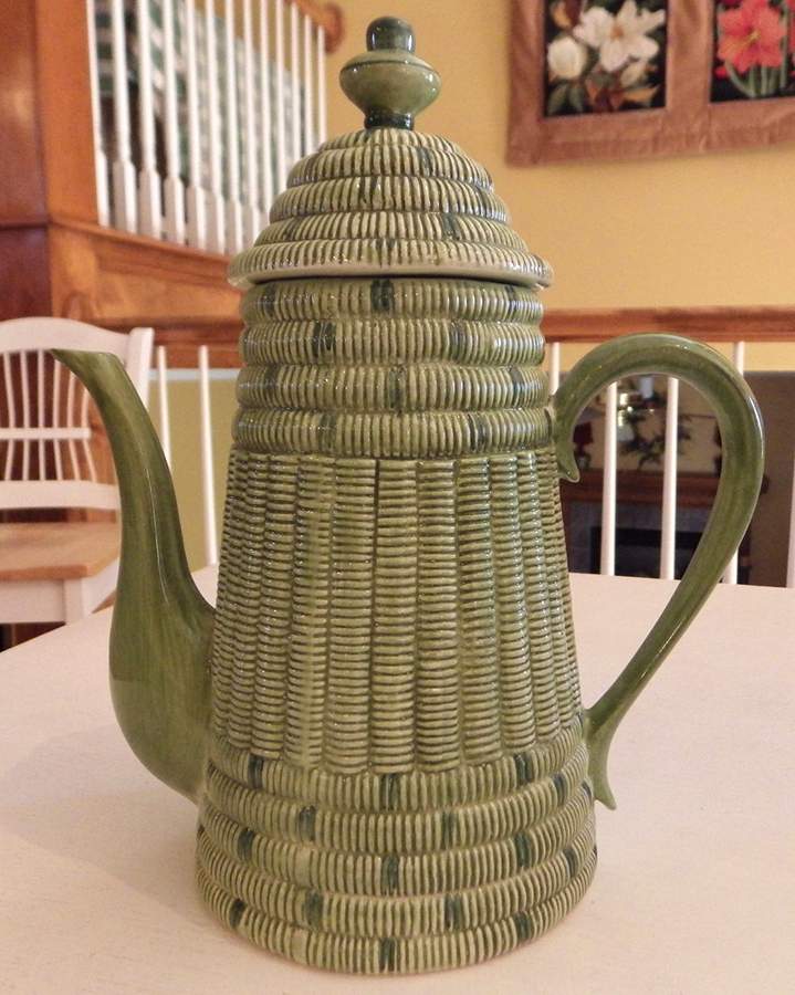 Fleurie Coffee Pot & Lid by Mariposa-1