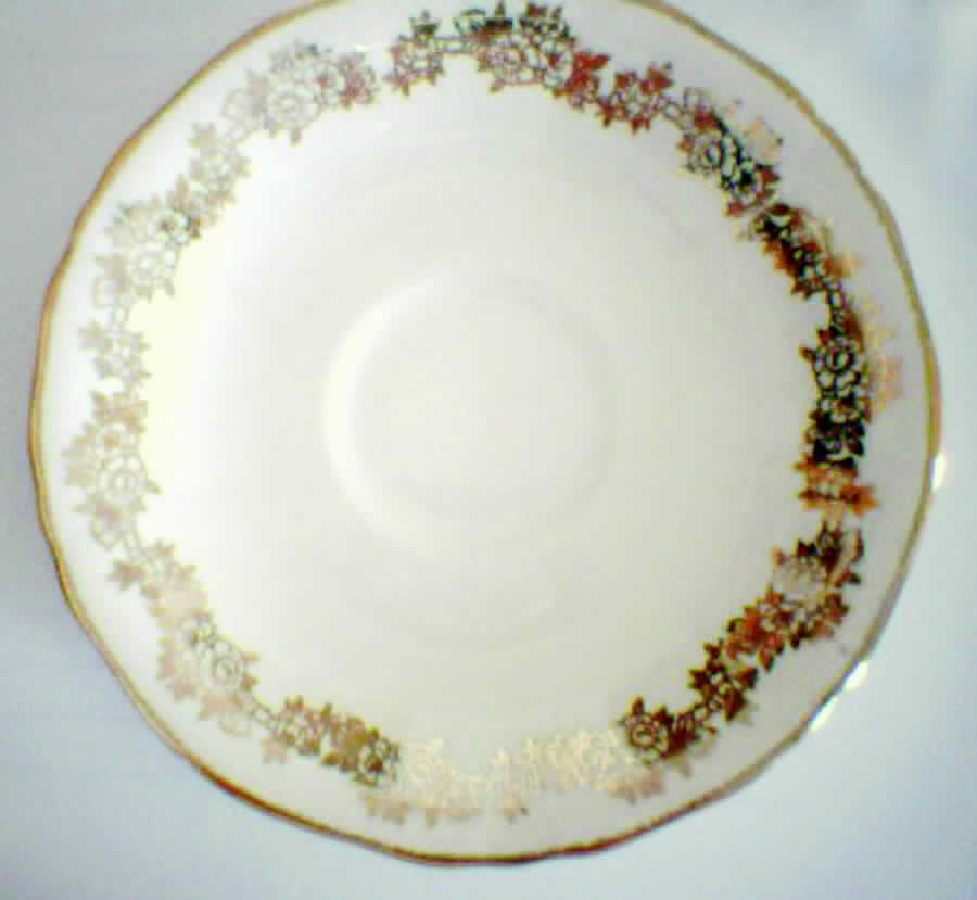 Mea159 Saucer by Alfred Meakin-1
