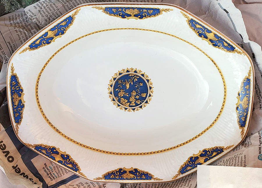 381613 9" Oval Vegetable Bowl by J & G Meakin-1